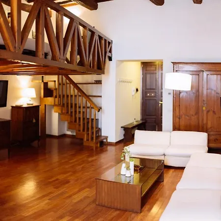 Cozy Loft Vannucci *