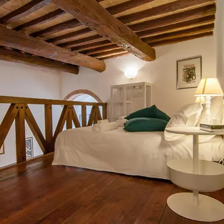 Pensión Umbrian Concierge - Duomo 4*