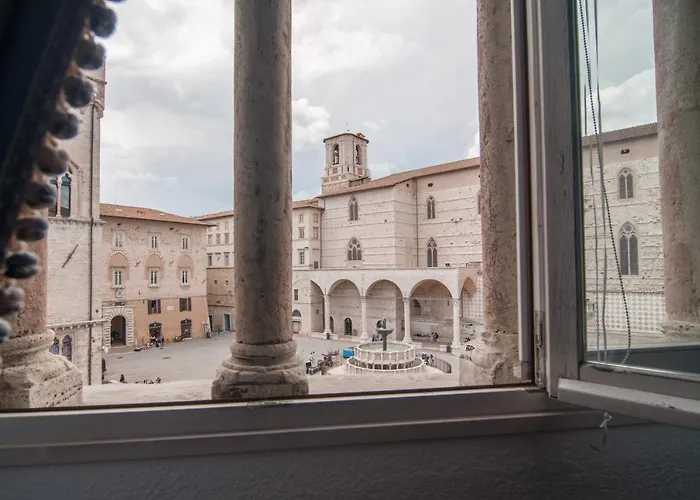 Umbrian Concierge - Duomo 4* Perúgia