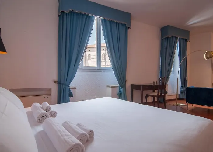 Casa de hóspedes Umbrian Concierge - Duomo 4*